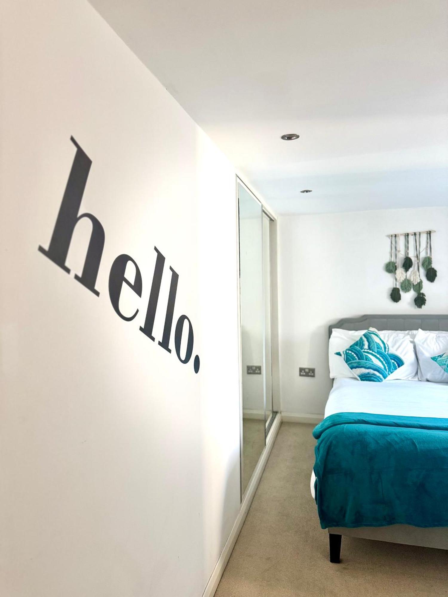 Cosy 1 Bed W Loft Sleeps 5 Close To Stations *