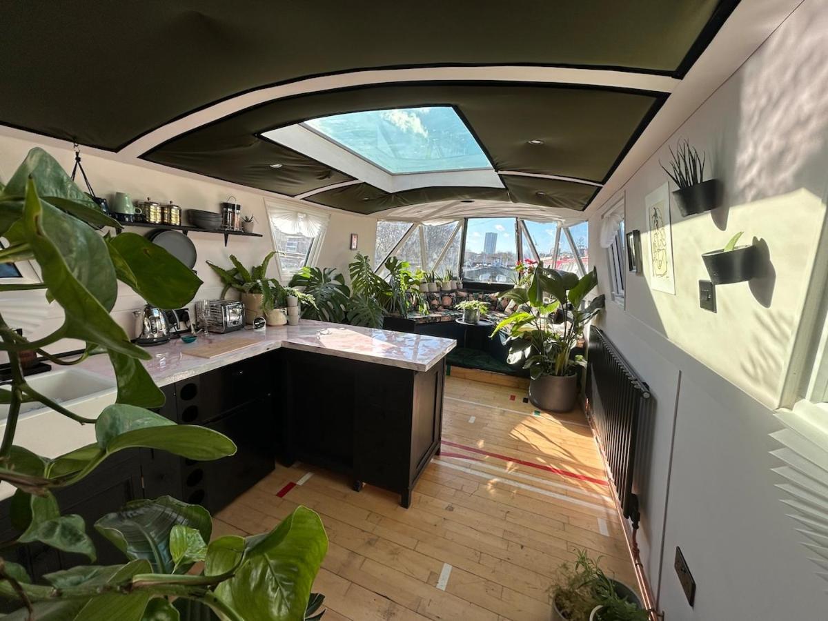 The Floating Terrarium