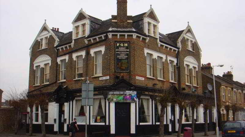 Inn Forest Gate - Free Parking Limited Spaces