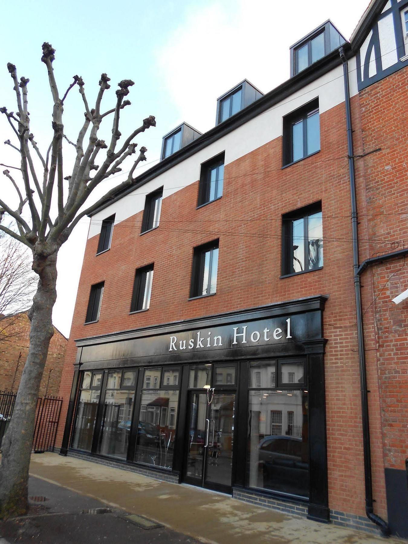 Ruskin Hotel 3*