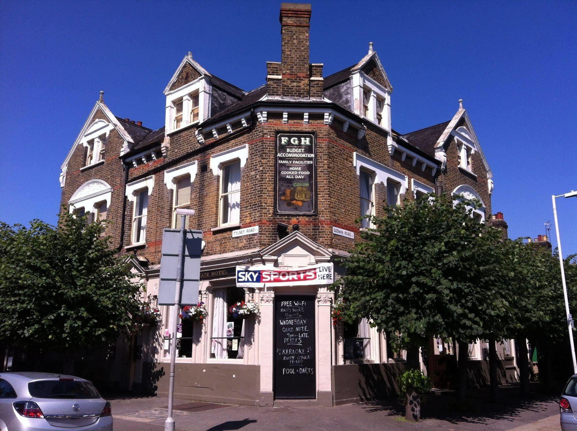 Forest Gate - Free Parking Limited Spaces