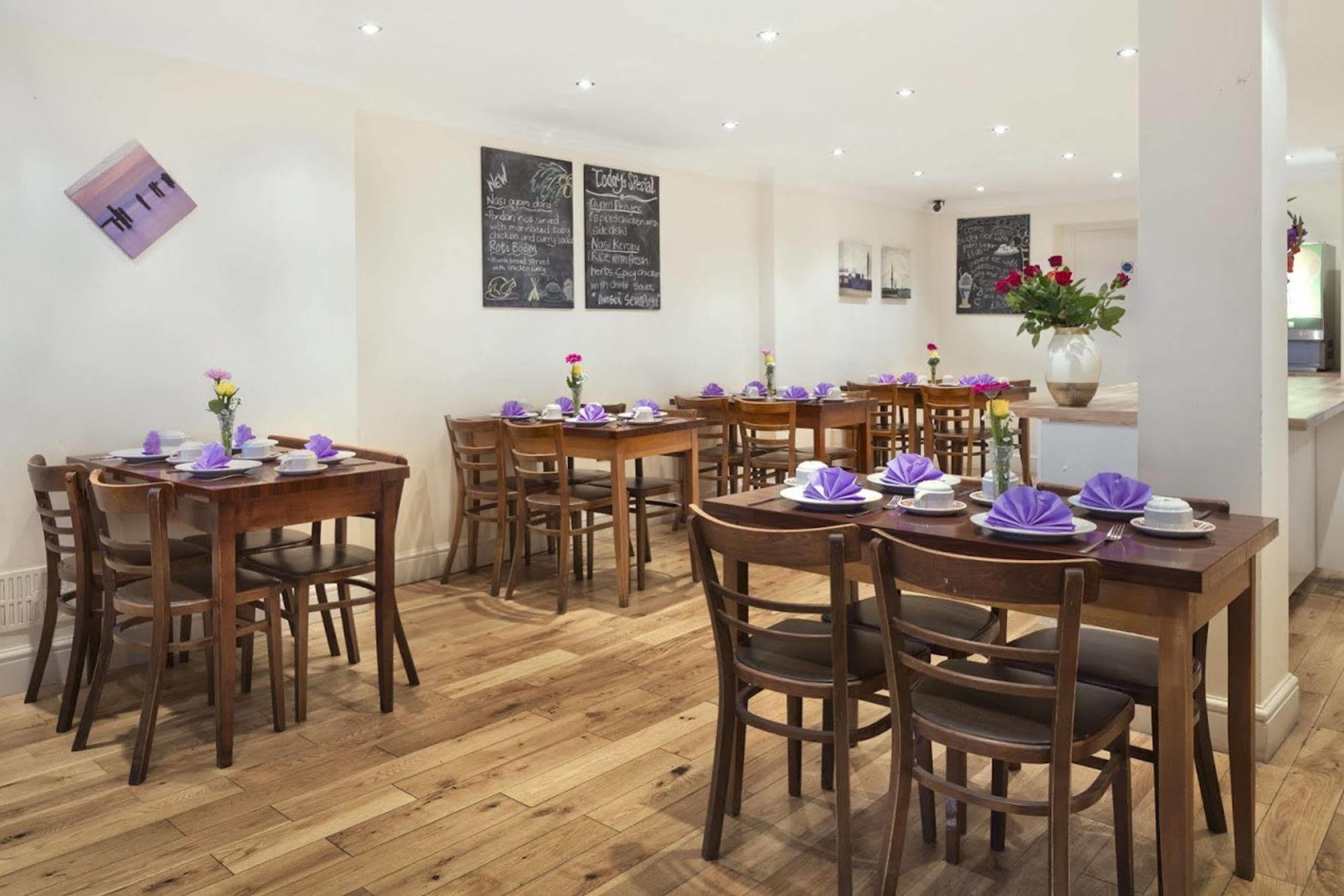 Hotel Sonder The Voyage 4*