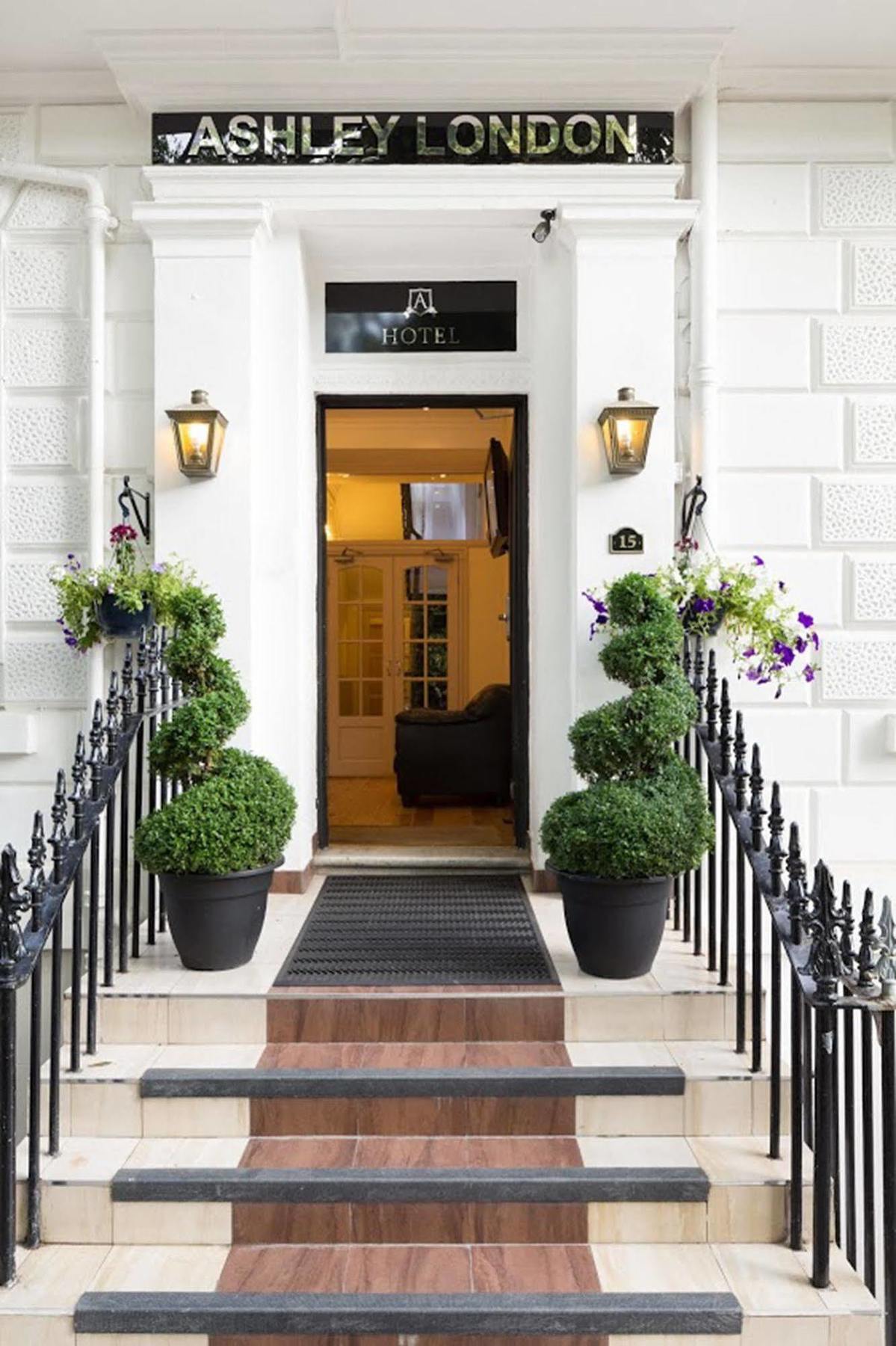Sonder The Voyage Hotel