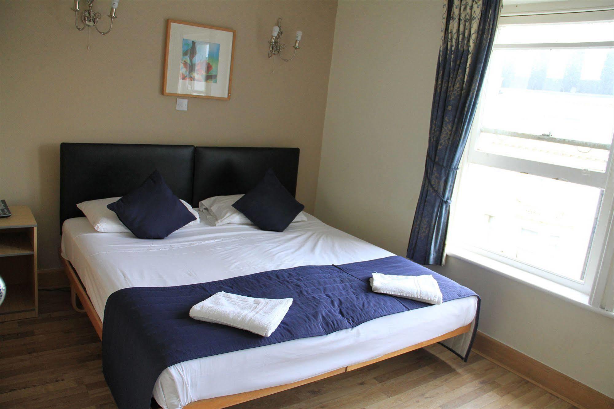 Oxford Hotel London