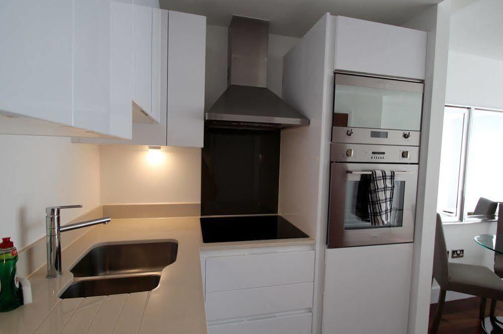 Apartment Lincoln Plaza London