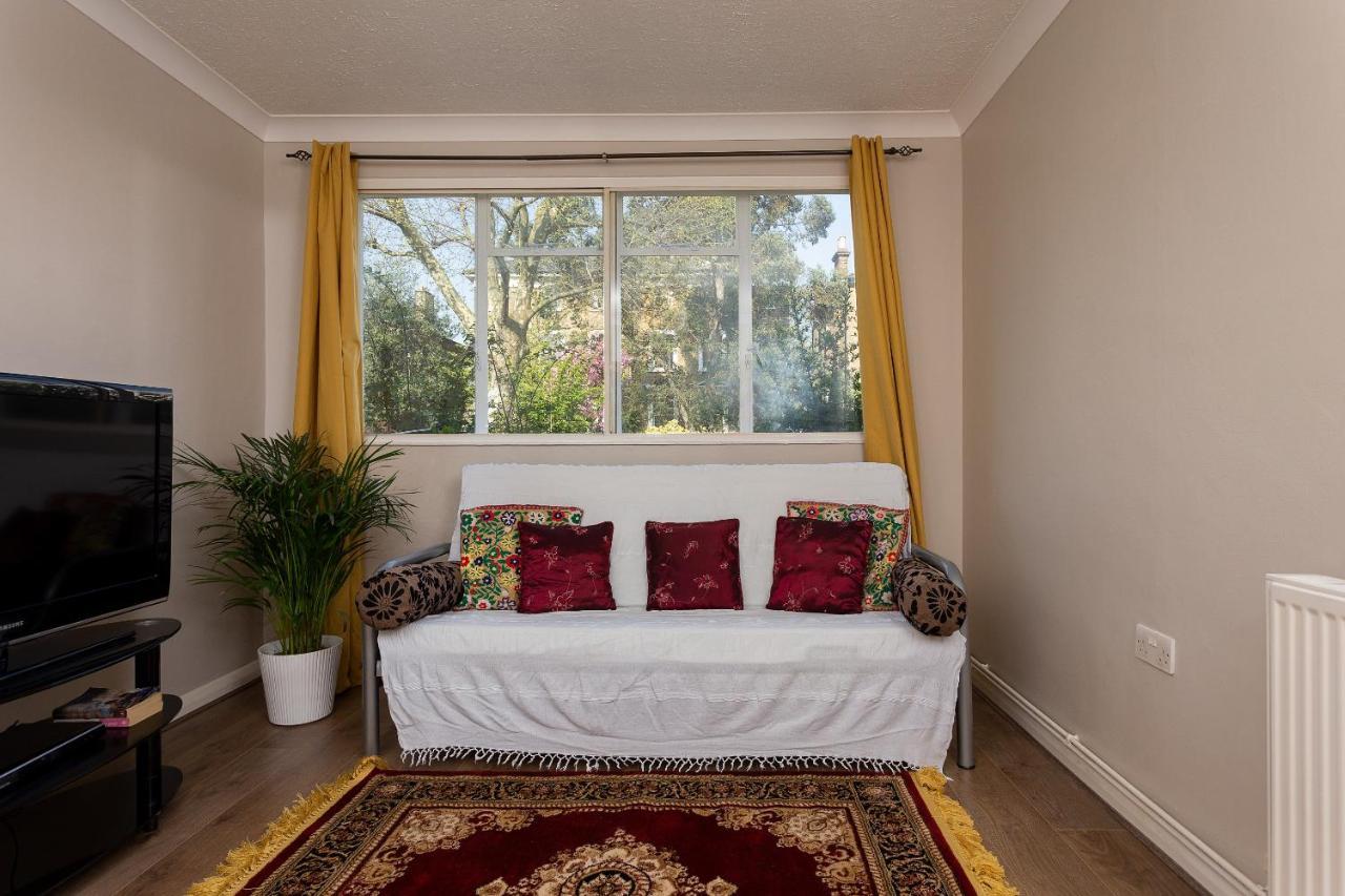 Fantastic 2bd Garden Flat In South London! Apartamento