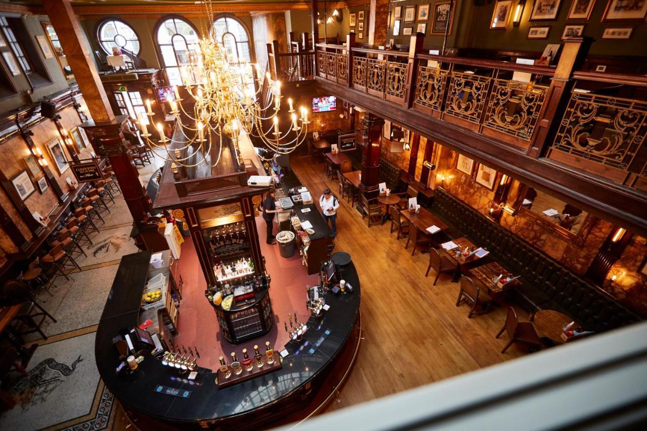 Hotel Counting House
