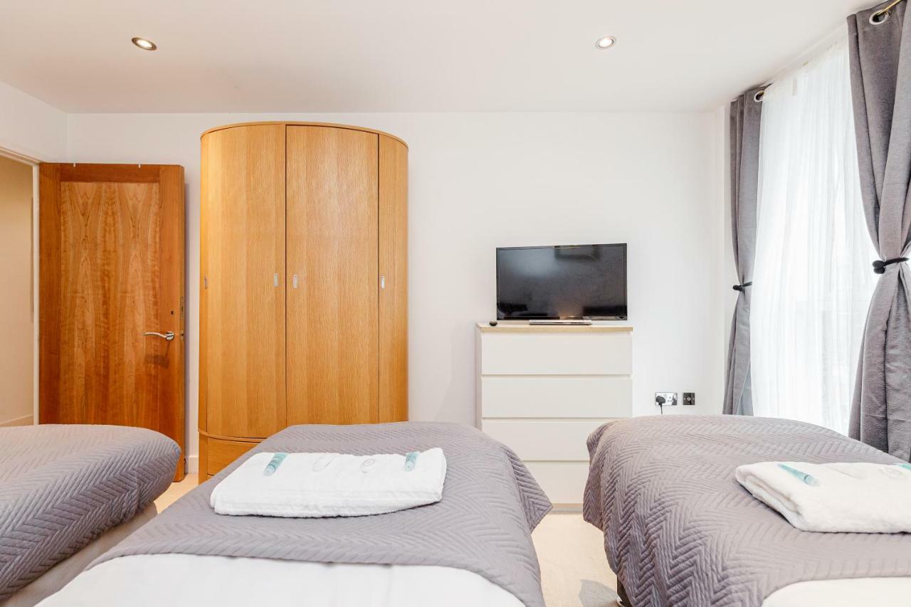 Premium Excel 3 & 2 Bedrooms Apartment *