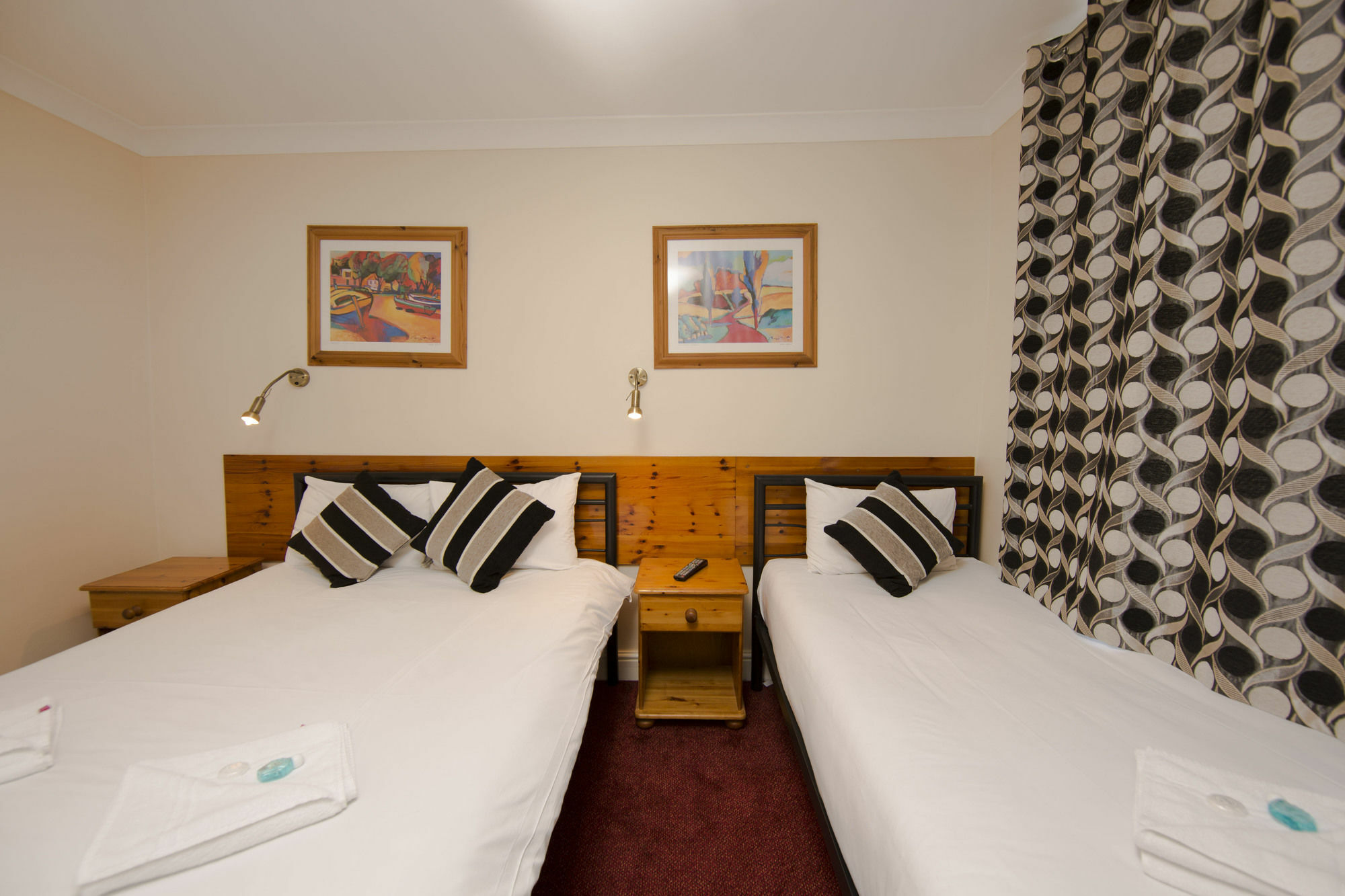 Royal By Saba Hotel London
