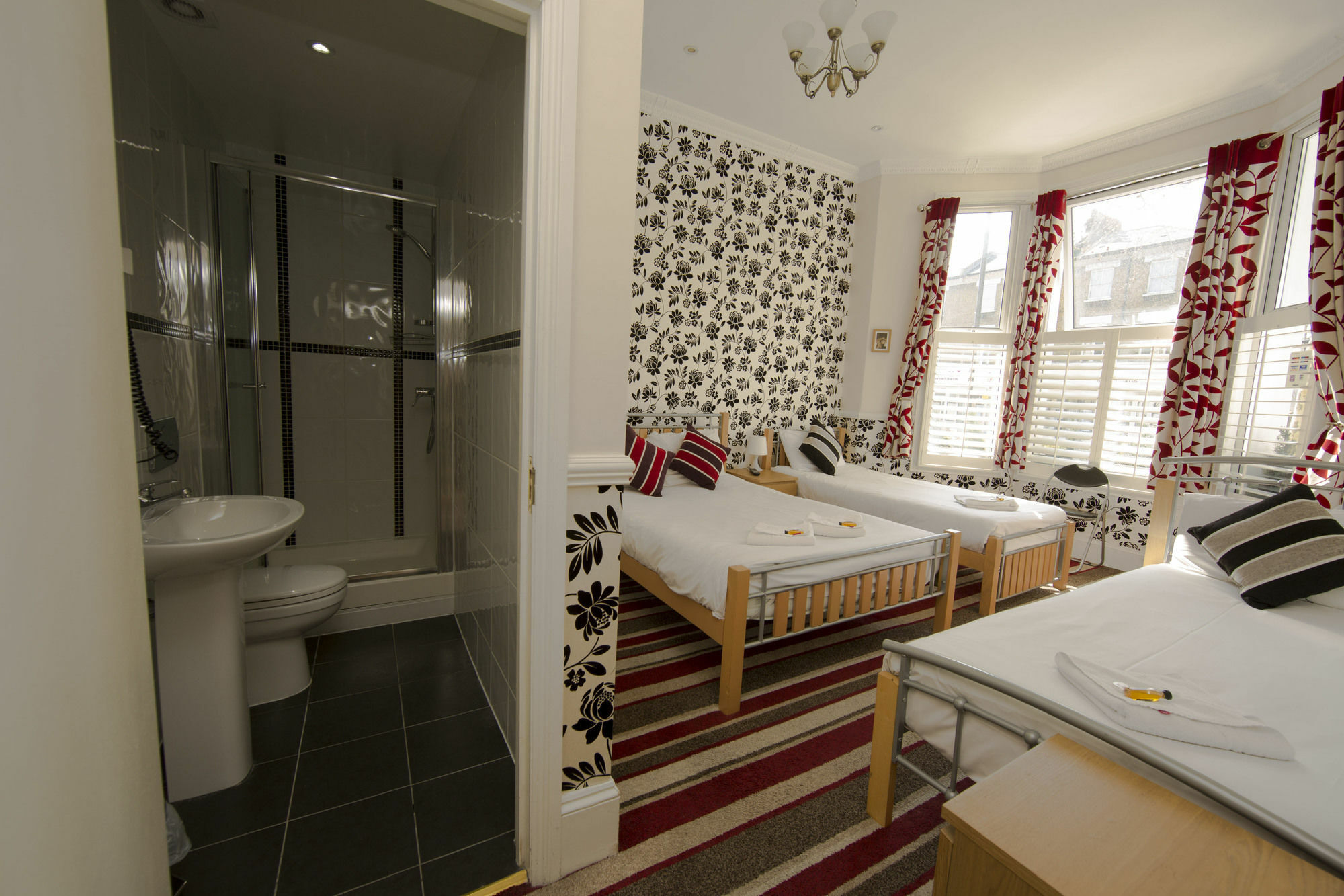 Royal By Saba Hotel London
