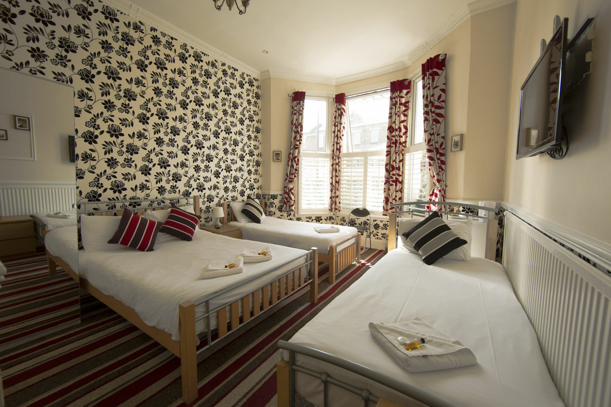 Royal By Saba 3* London