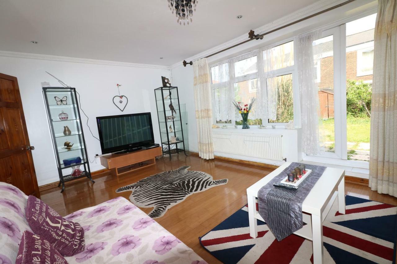 Abbey Private House With Lovely Garden Vakantiehuis Londen