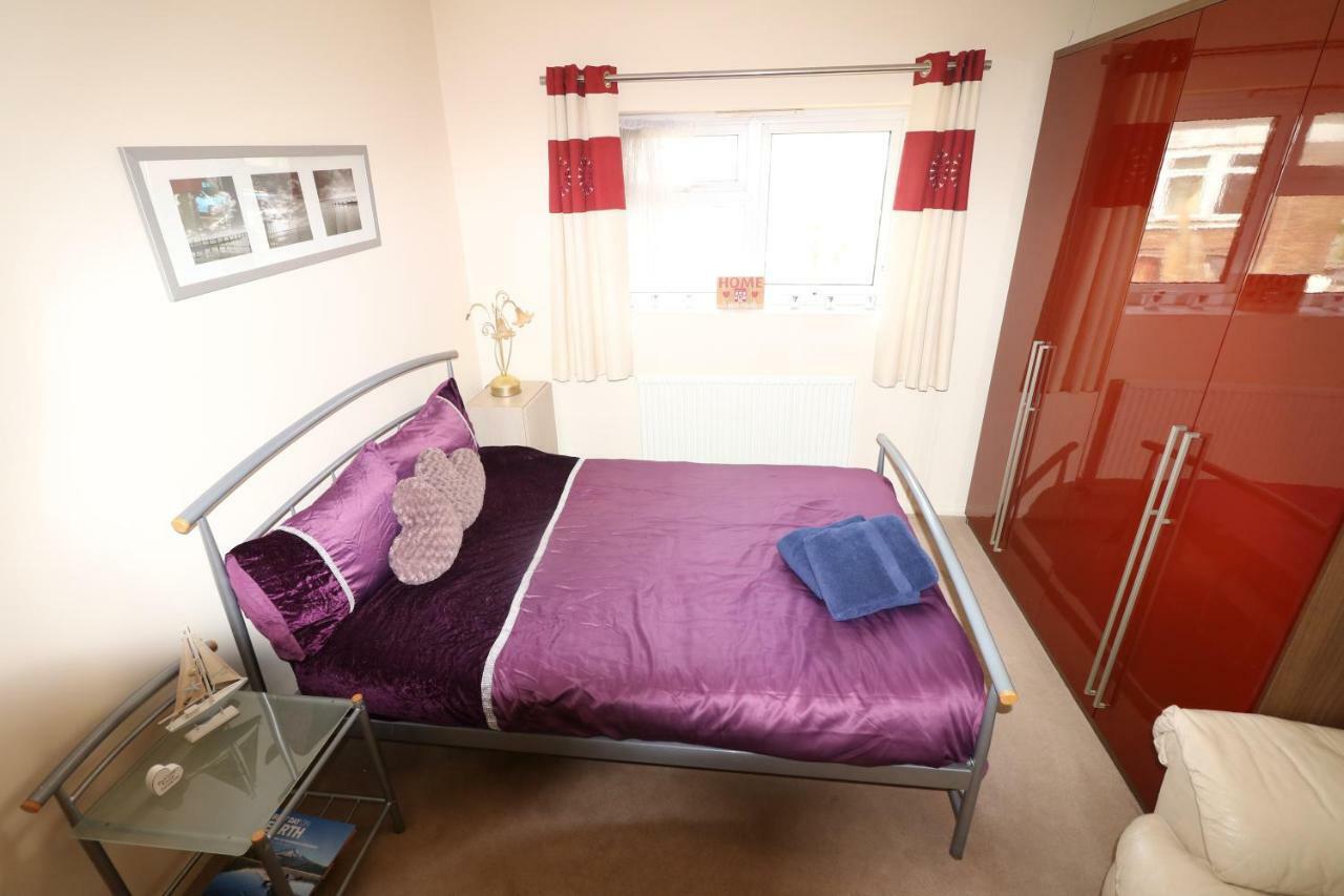 Abbey Private House With Lovely Garden * Londen