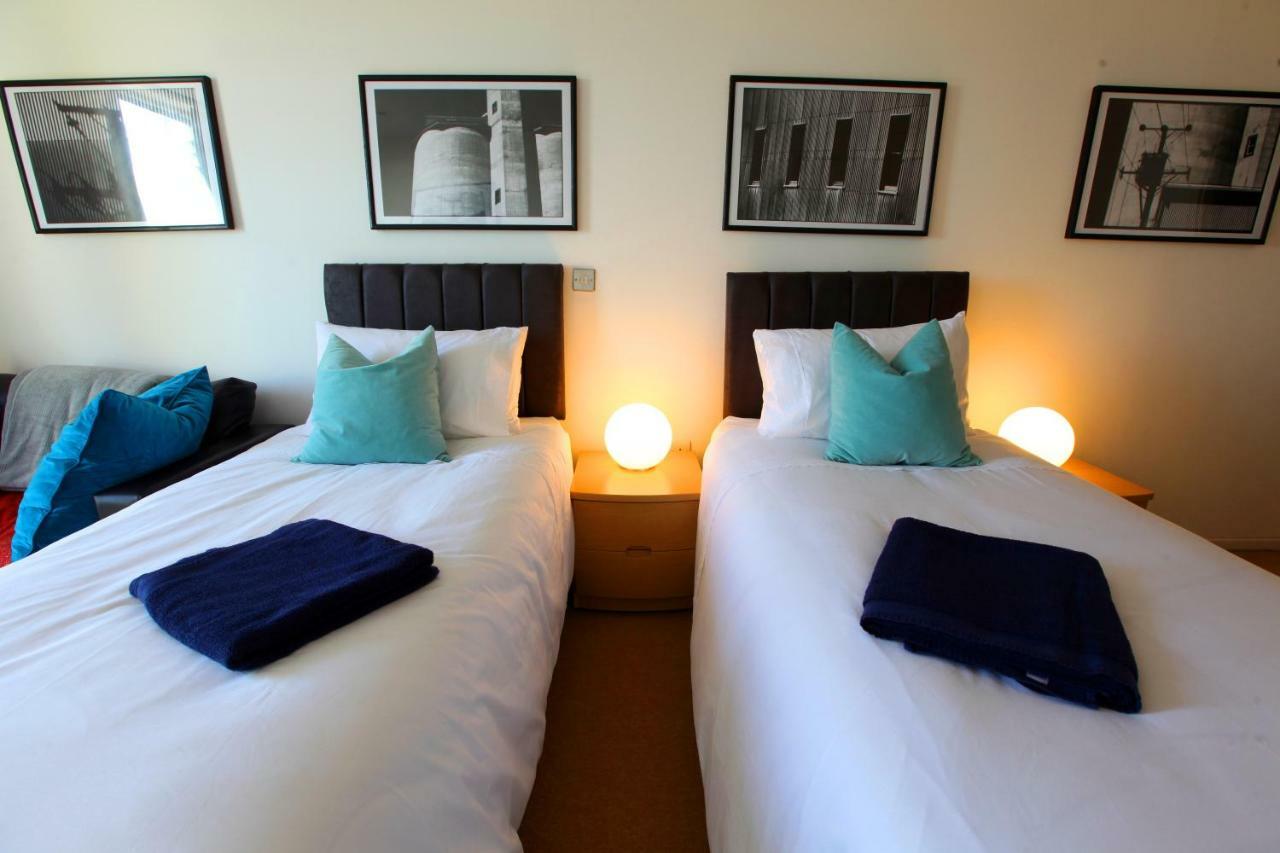 Oxygen With Balcony And Thames River View Near Excel - Royal Victoria * Londen