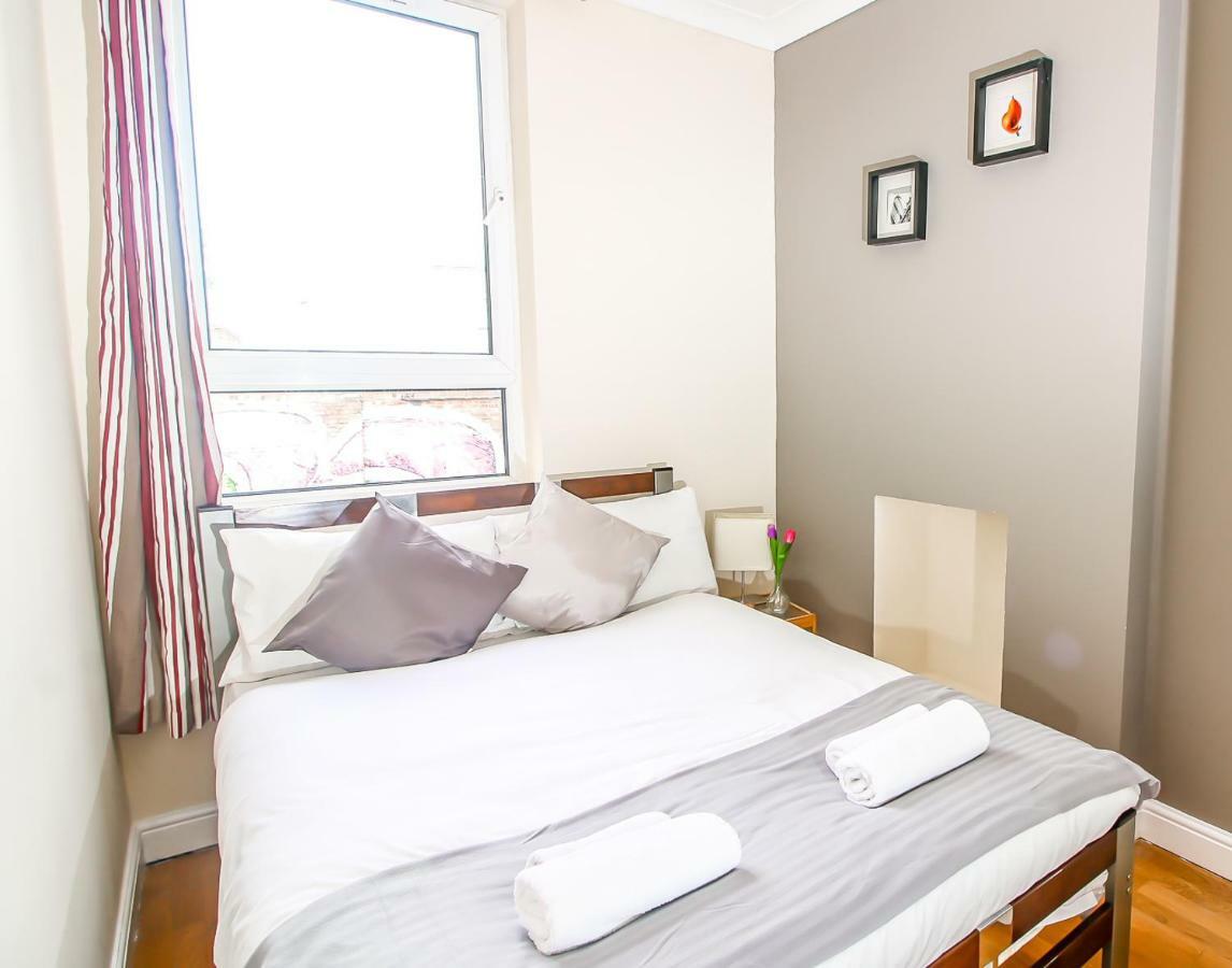 View Flat @ Liverpool St. London