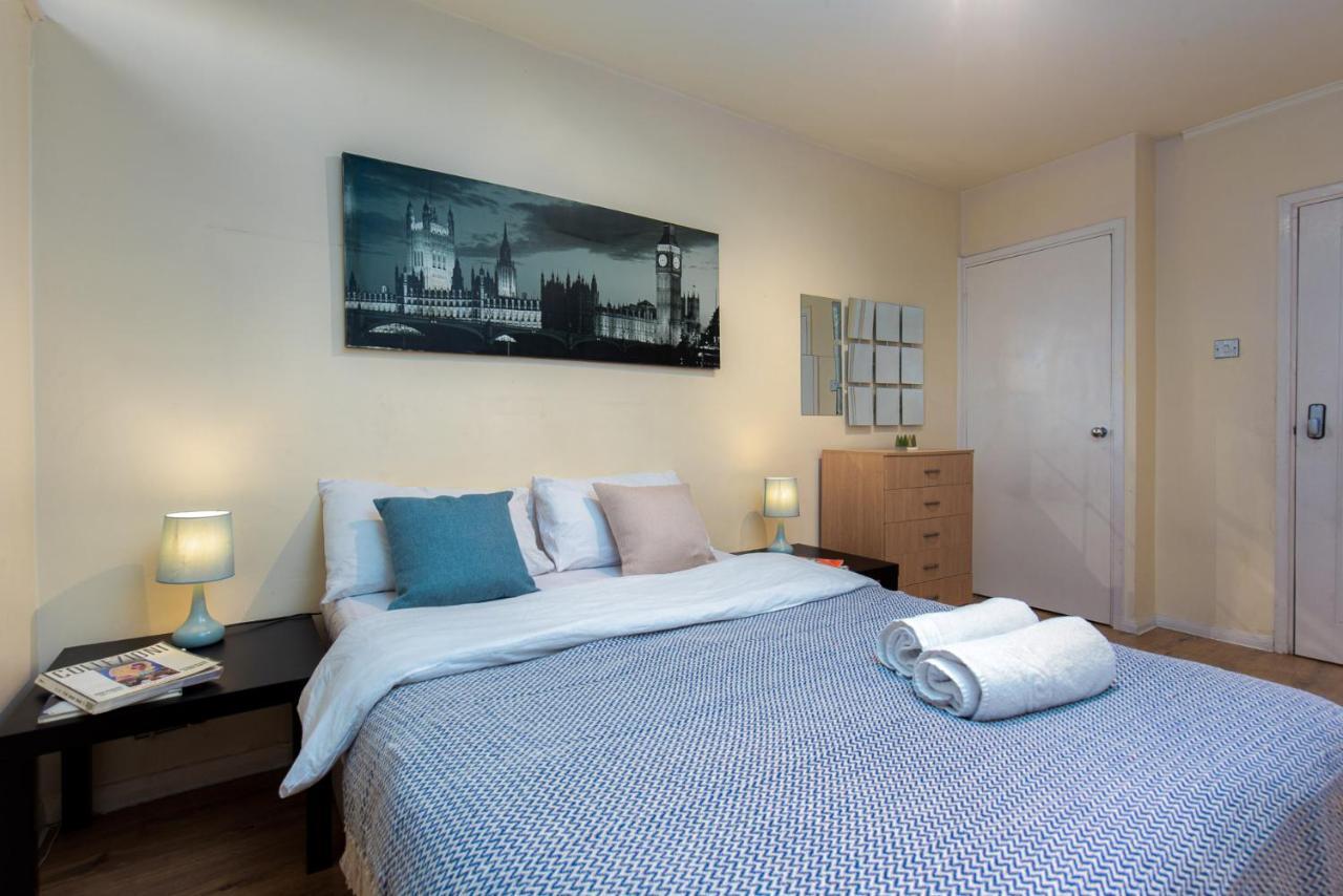Homestay Queensland House London
