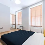 Stylish Stays By Russel Square