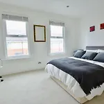 Smart London Townhouse