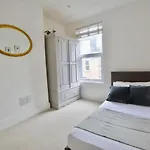 Smart London Townhouse