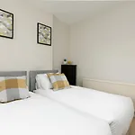 Fulham Lux Apartment