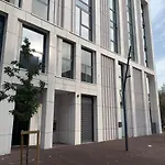 Battersea 2Bed Apartment With A Balcony
