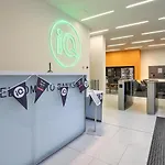 Iq Bankside London