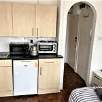 Bright & Modern Studio Flat In Paddington - Zone 1