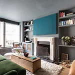 Carlingford Road III By Onefinestay