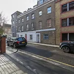 Beautiful 1 Bedroom Apartment In Victoria
