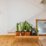 2 Bed Artisticdesigner Flat Near Broadway Market