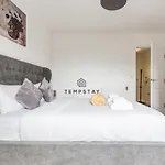 Modern Private Apartment -Balcony-Tube Station