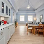 Covent Garden Penthouse For 8