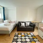 134 Kilburn Road Apartment