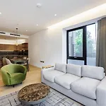 Luxurious Apartments In London, Sk