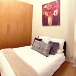 Spacious 1-Bedroom Flat With Private Balcony, Patio, And Traditional Decor In Prime Chelsea Location