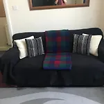 Bubblesbnb- Family 7 Bedroom House