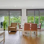 Mysquare Three Bedroom Serviced Apartment In Old Street