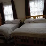 Bubblesbnb- 4 Bedroom House