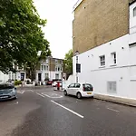 Pass The Keys Chic 1 Bedroom Flat Steps Of King\'S Road Chelsea