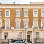 Luxury Escapes @ London Victoria
