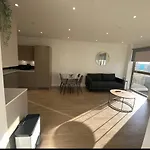 Riverside Rooms&Apartments