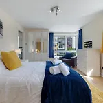 Flourish Apartment - Constant Court - Canary Wharf