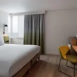 Hampton By Hilton London Ealing