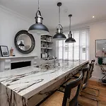 Stylish 2 Bedroom Apartment Near Oxford Street