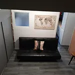 Single Room With Underbed 8