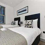 Amazing 2 Bedroom Apartment In Greater London