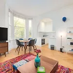 Beautiful Hampstead Home Rh6