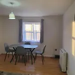 Lovely 2-Bedroom Condo With Indoor Fire Place