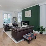 The London House - Entire Villa