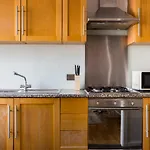 Stylish&Spacious Apartment